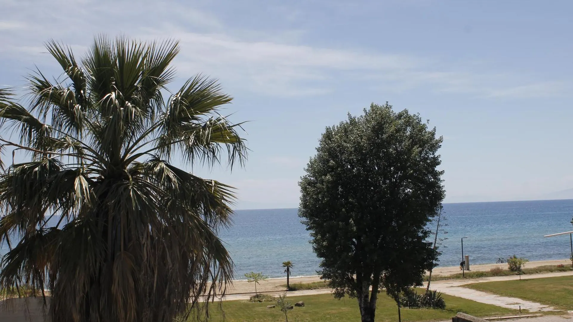 Studio To Rent In Front The Lovely Sea Fully Equipped Νέα Πλάγια 0*,